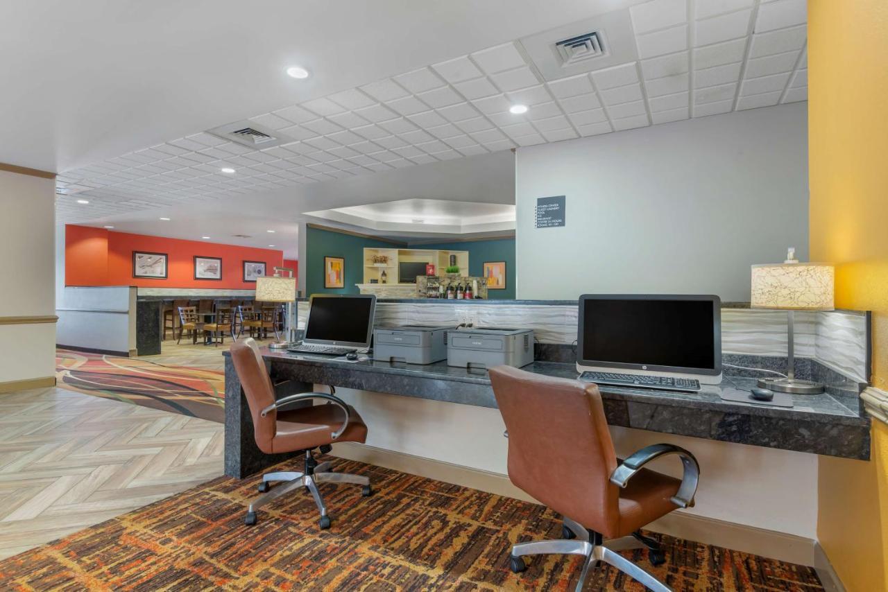 Best Western Plus Suites Greenville Ngoại thất bức ảnh