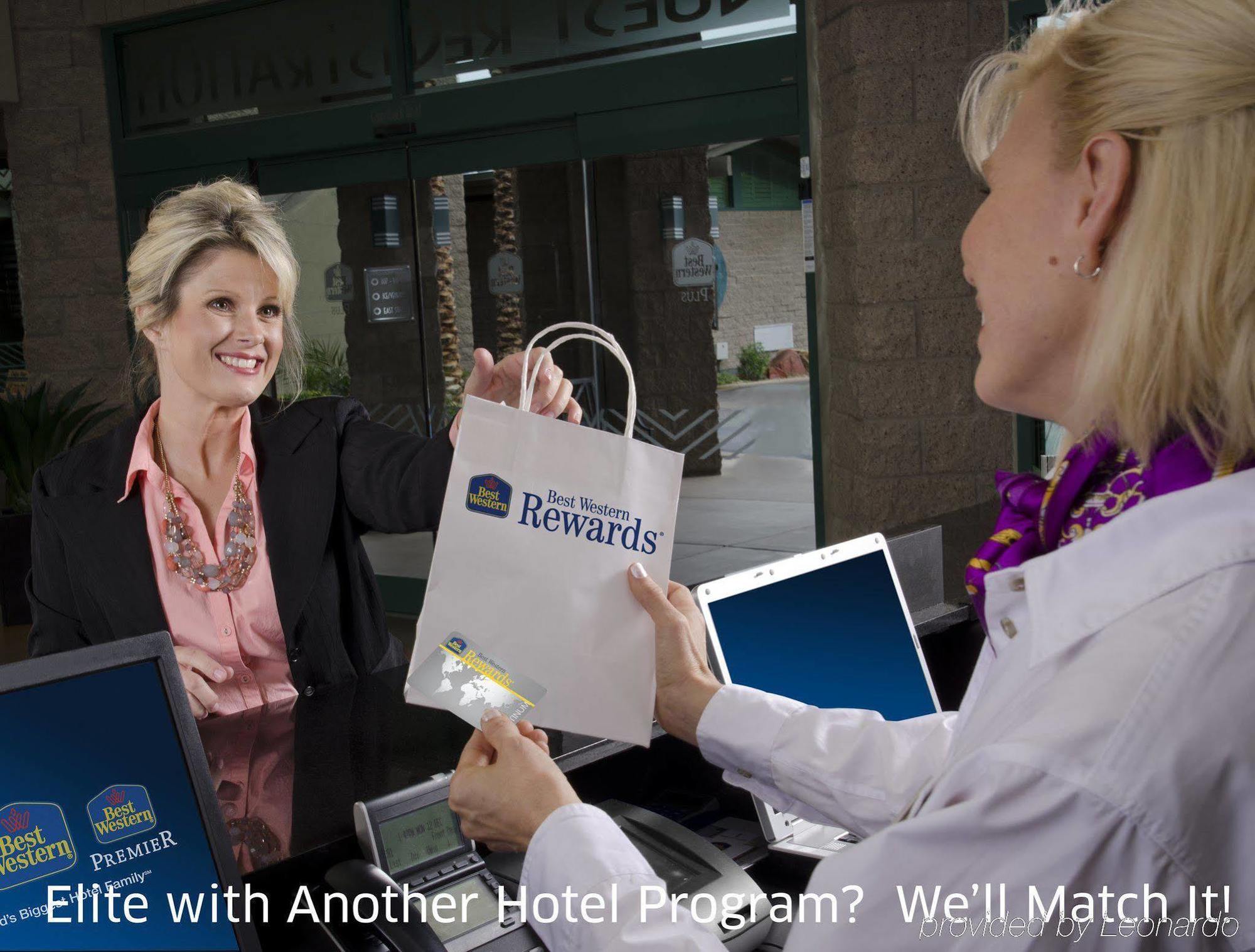 Best Western Plus Suites Greenville Ngoại thất bức ảnh